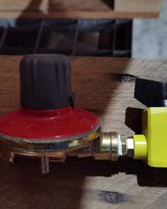 Regulator with coupling for infra-red heater